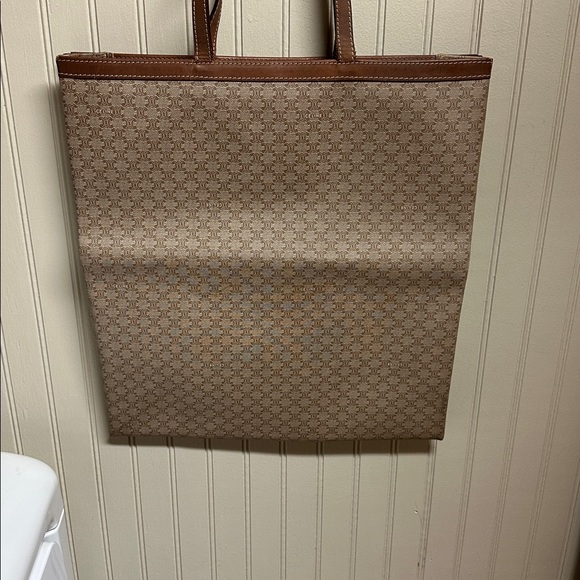 Celine Tote - Picture 2 of 11